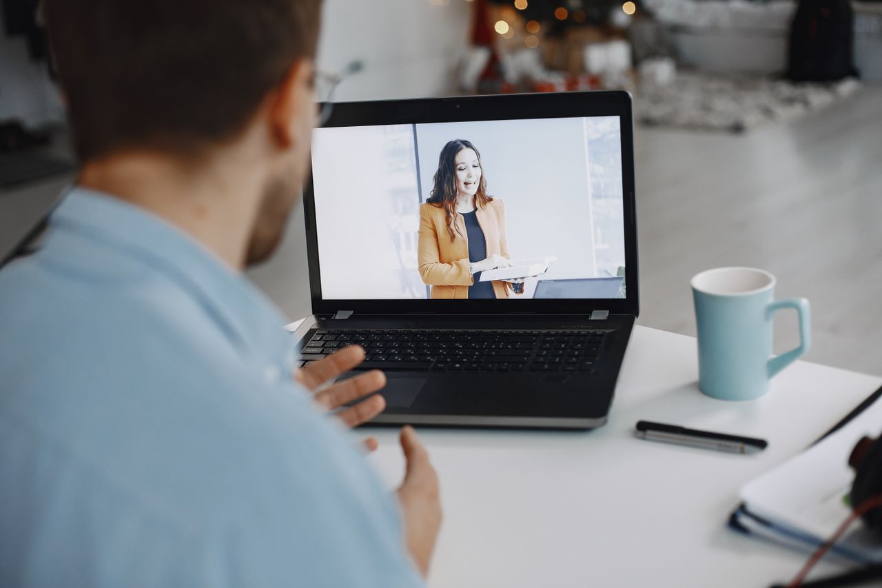 Comment savoir si une formation en ligne est sérieuse avant de payer ?